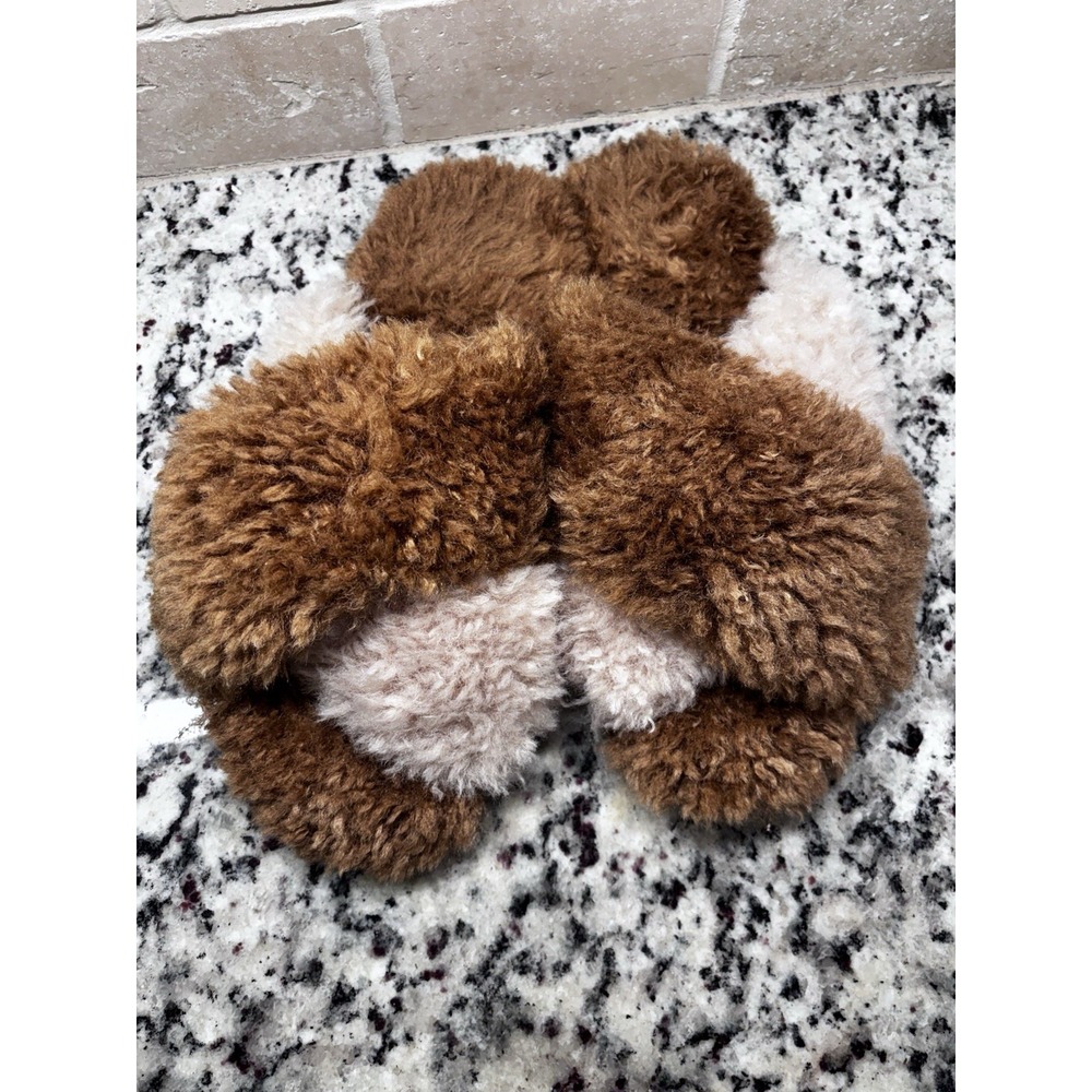 Aerie Criss Cross Fuzzy Slippers Women's Brown/White‎ 9 Cozy, Super Soft, Warm